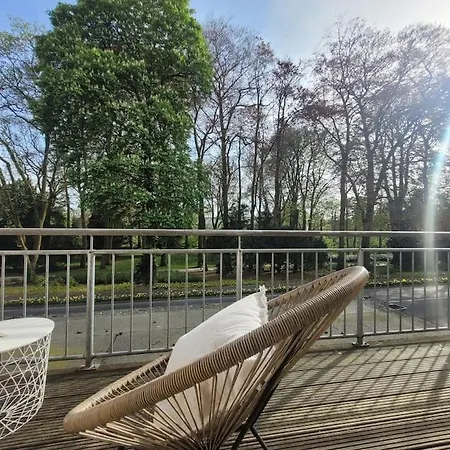 Mit Blick In Den Emsseepark Warendorf Exterior foto
